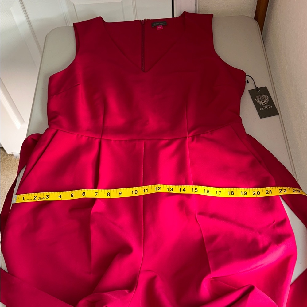 NWT Vince Camuto Vibrant Red V-Neck Jumpsuit Size 14 - Picture 10 of 16